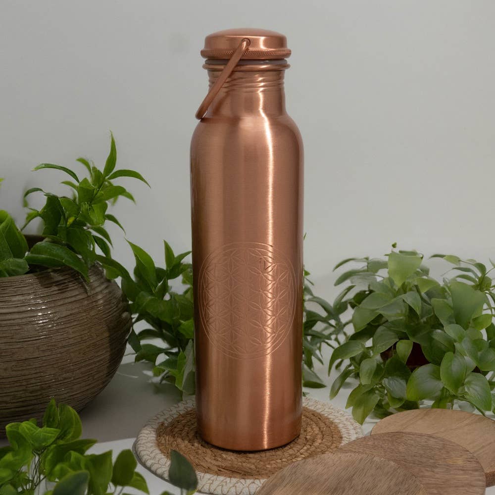 Ayurveda specialist b.v. Pure Copper Water Bottle Flower Of Life With Handle ± 950 Ml
